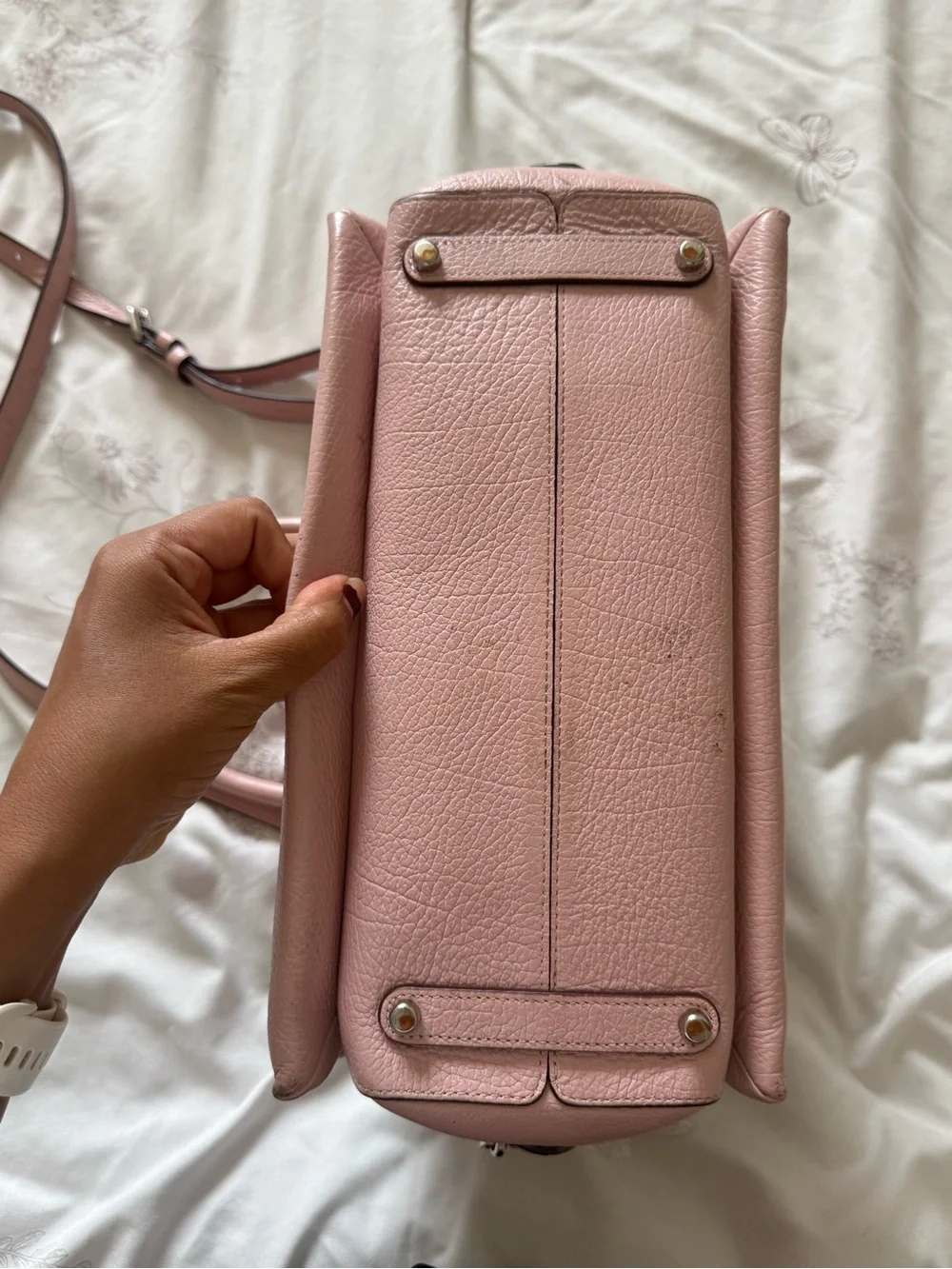 Coach compact pebbled